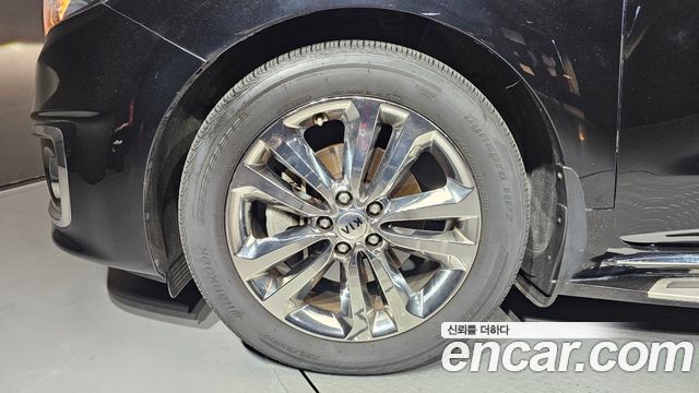 Kia Carnival Gasoline 9-seater Noblesse — пробег 122 058 км