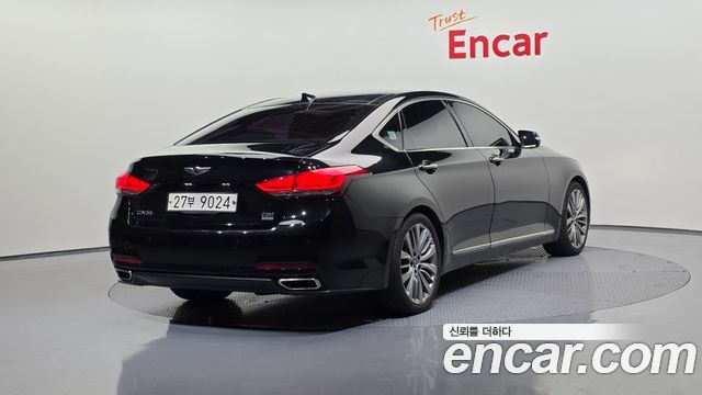 Hyundai Genesis из Кореи Encar