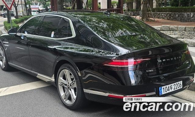 Genesis G90 Gasoline 3.5 Turbo AWD — пробег 27 000 км