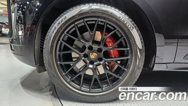 Porsche Macan 3.0 GTS 95B — пробег 28 186 км
