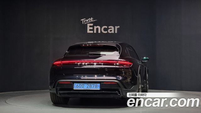 Porsche Taycan 4S Cross Turismo — пробег 34 545 км