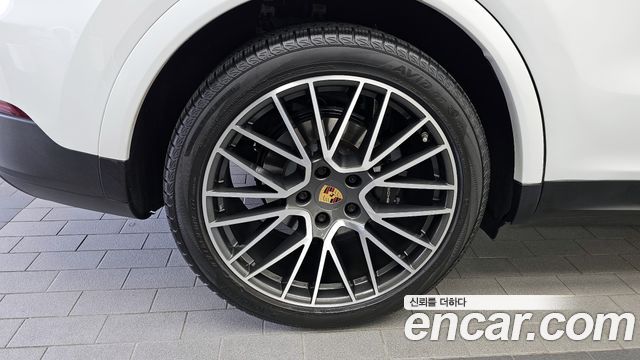 Porsche Cayenne 3.0 — пробег 29 871 км