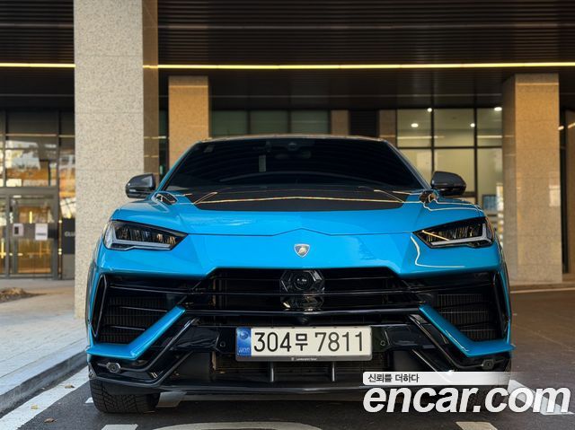 Lamborghini Urus из Кореи Encar