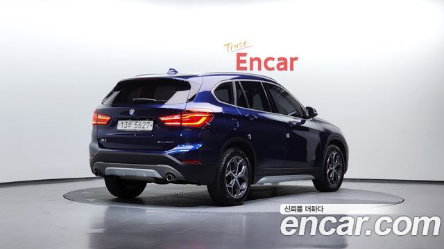 BMW X1 xDrive 20d xLine — пробег 54 164 км — фото 2 из 5
