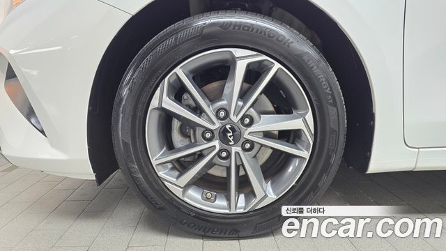 Kia K3 из Кореи Encar