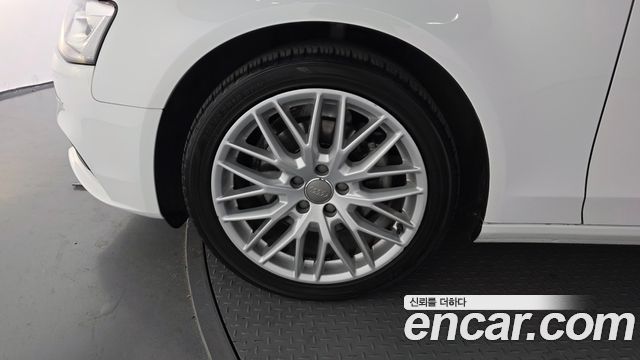 Audi A4 из Кореи Encar
