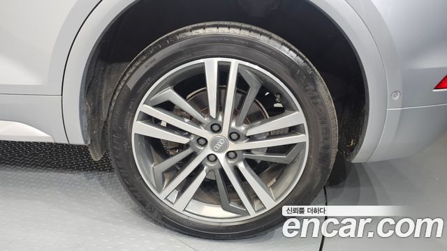 Audi Q5 50 TDI Quattro Premium — пробег 94 041 км
