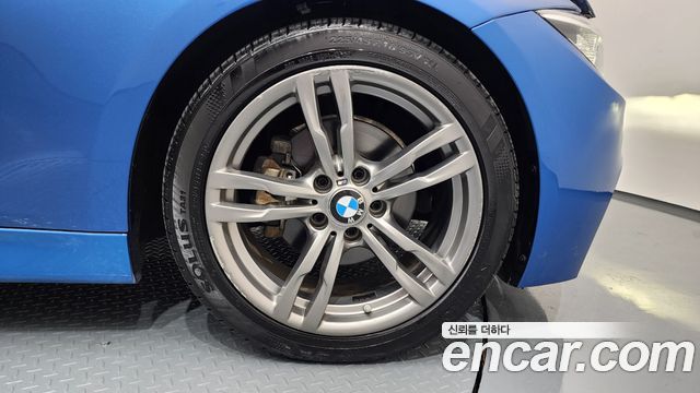 BMW 3-Series 320i M Sport — пробег 92 908 км