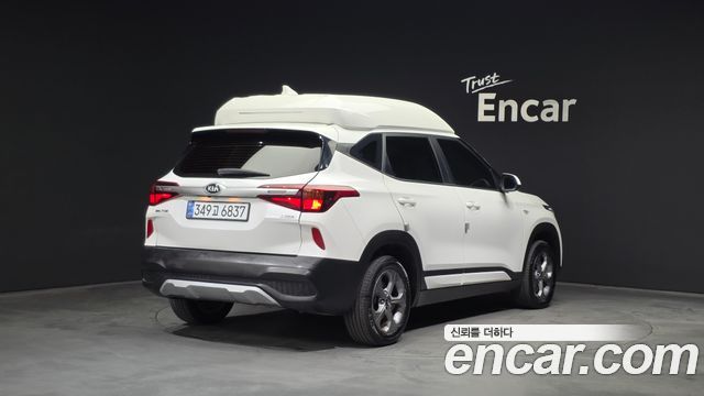 Kia Seltos из Кореи Encar