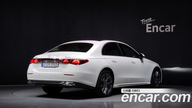 Mercedes-Benz E-Class из Кореи Encar