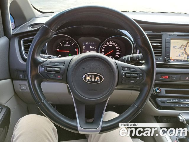 Kia Carnival из Кореи Encar
