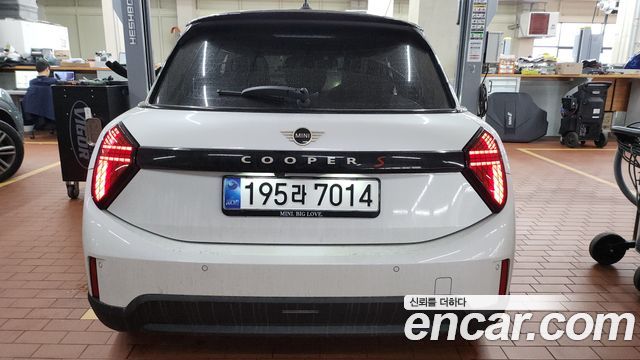 Mini Cooper из Кореи Encar