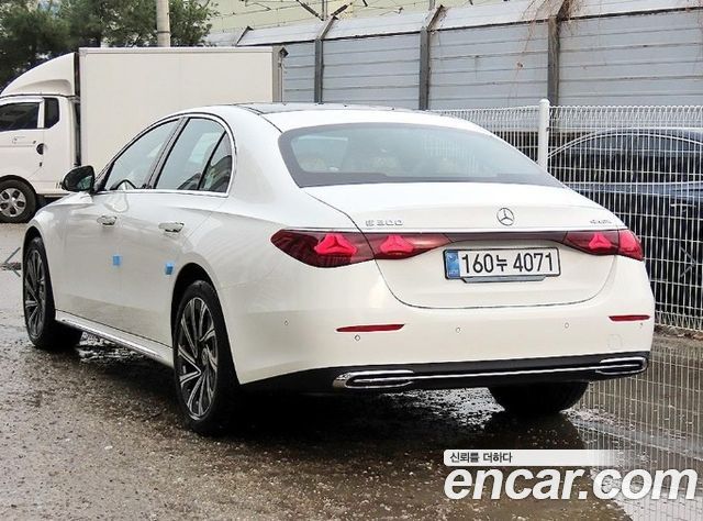 Mercedes-Benz E-Class из Кореи Encar