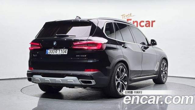 BMW X5 xDrive 30d xLine — пробег 24 658 км — фото 2 из 5