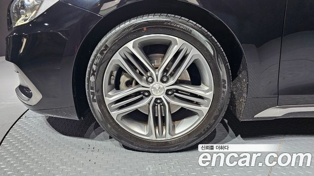 Hyundai Grandeur 2.4 Premium Special — пробег 106 426 км — фото 5 из 5