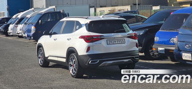 Kia Seltos из Кореи Encar