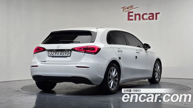 Mercedes-Benz A-Class из Кореи Encar