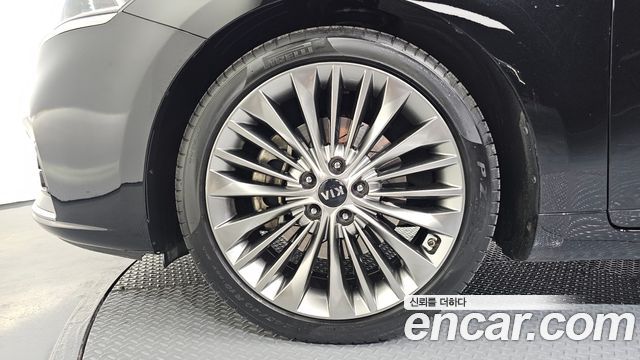 Kia K7 из Кореи Encar