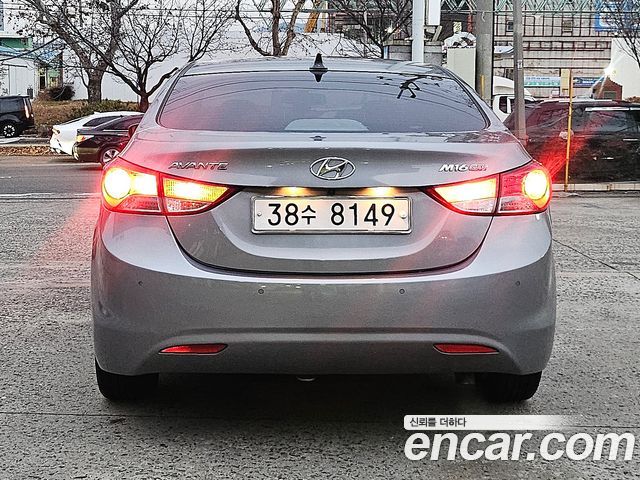 Hyundai AVANTE M16 GDI Luxury — пробег 123 930 км — фото 4 из 5