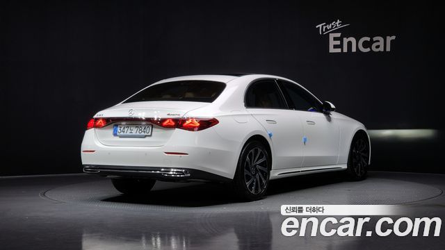Mercedes-Benz E-Class из Кореи Encar