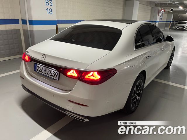 Mercedes-Benz E-Class из Кореи Encar