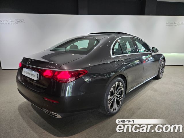 Mercedes-Benz E-Class из Кореи Encar