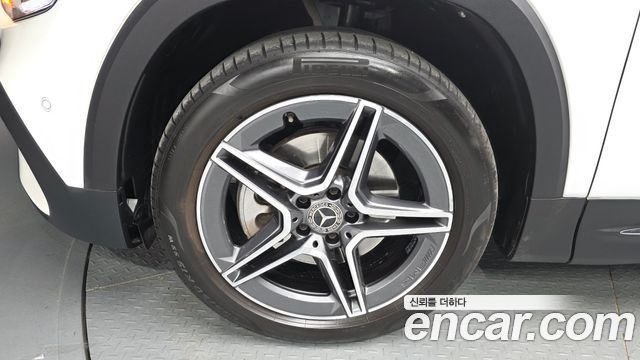 Mercedes-Benz GLB-Class из Кореи Encar