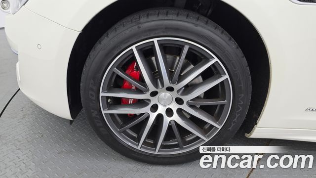 Maserati Ghibli из Кореи Encar