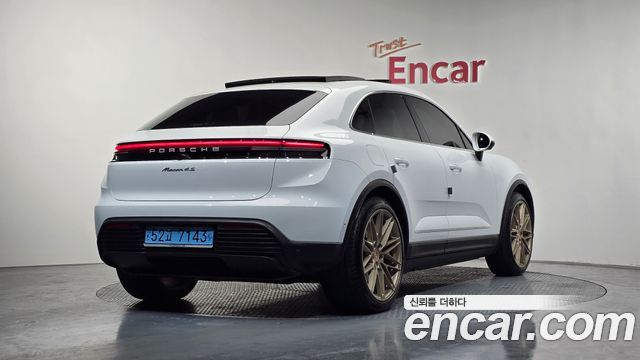 Porsche Macan из Кореи Encar