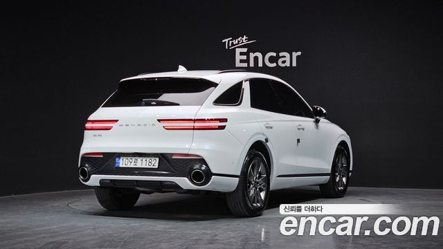 Genesis GV70 из Кореи Encar