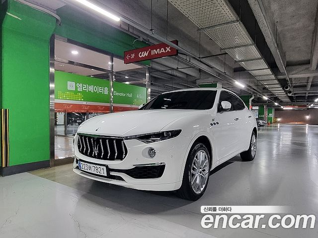 Maserati Levante из Кореи Encar