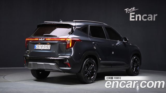 Kia Seltos из Кореи Encar