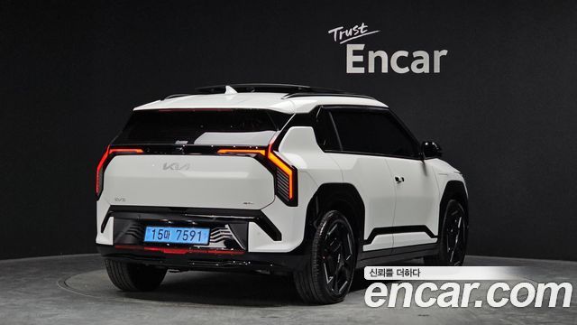 Kia EV3 из Кореи Encar