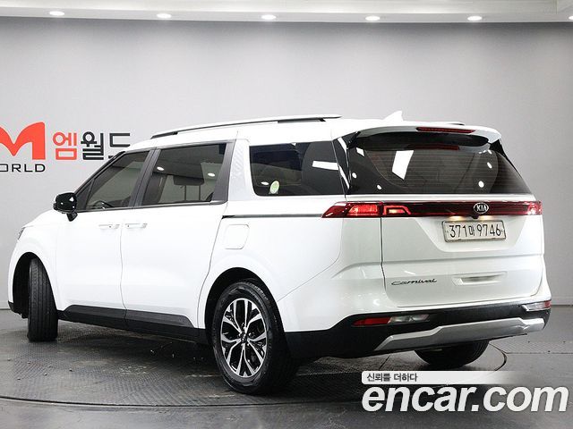 Kia Carnival из Кореи Encar