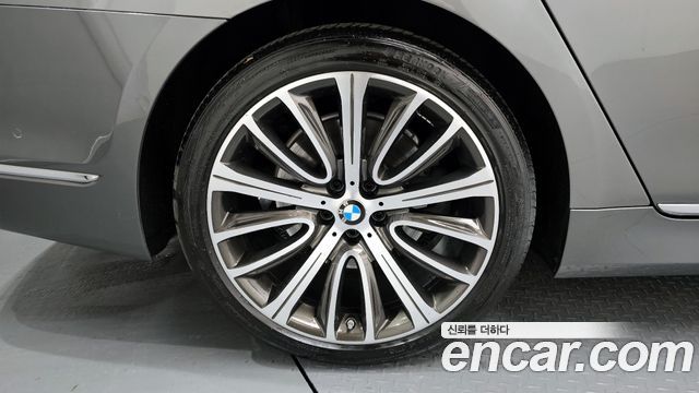 BMW 7-Series из Кореи Encar