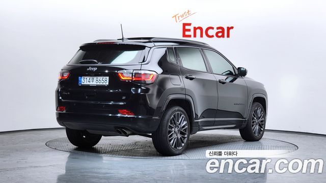 Jeep Compass из Кореи Encar