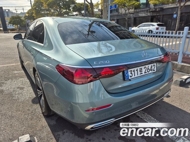 Mercedes-Benz E-Class из Кореи Encar