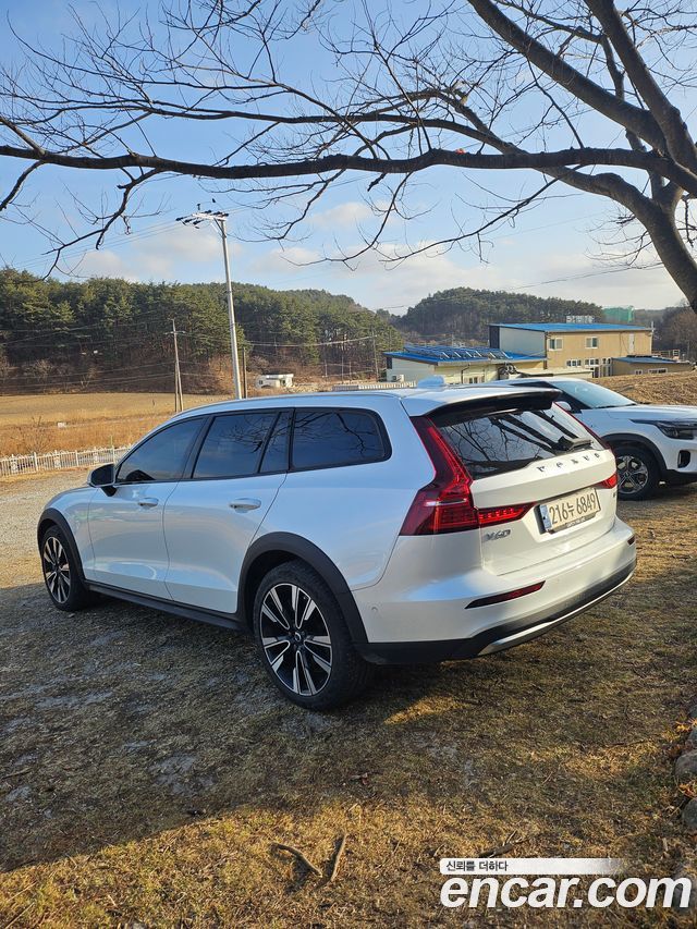 Volvo V60 из Кореи Encar
