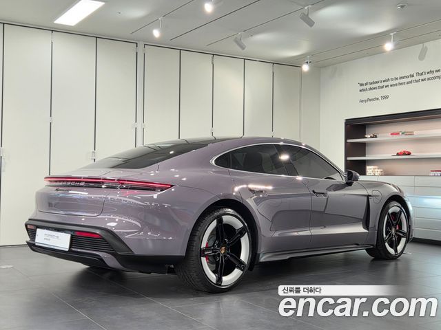 Porsche Taycan из Кореи Encar