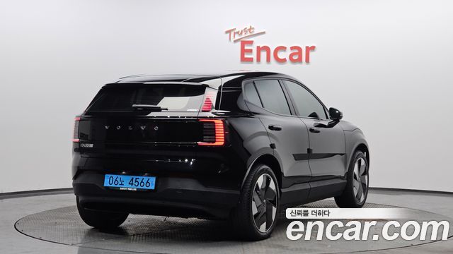 Volvo EX30 из Кореи Encar
