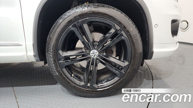 Volkswagen Tiguan из Кореи Encar
