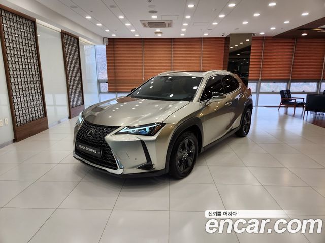 Lexus UX из Кореи Encar