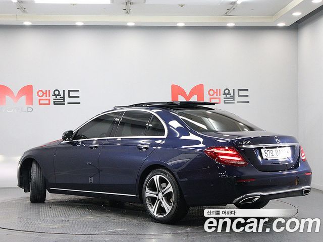 Mercedes-Benz E-Class из Кореи Encar