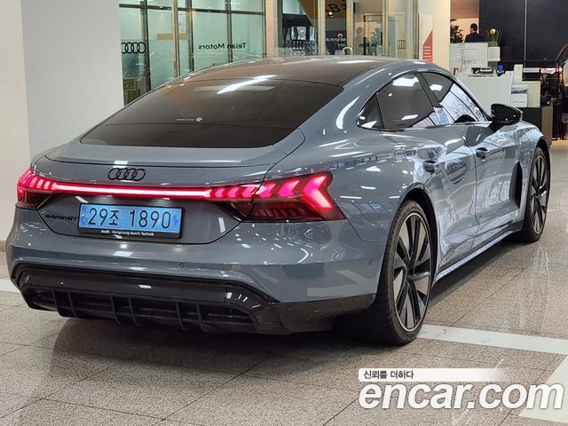 Audi e-tron GT из Кореи Encar