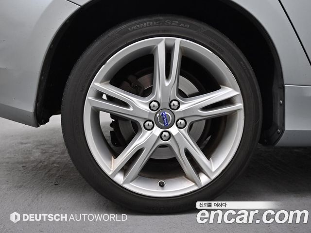 Volvo V60 из Кореи Encar