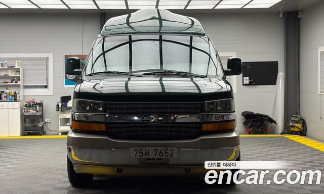 Chevrolet Express Van 6.0 — пробег 108 000 км