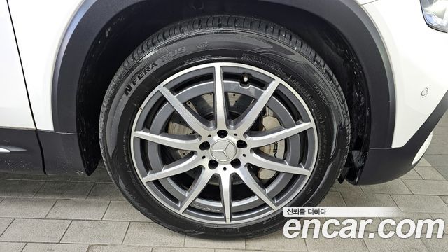 Mercedes-Benz GLB-Class из Кореи Encar