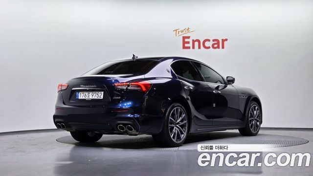 Maserati Ghibli из Кореи Encar