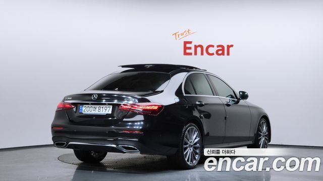 Mercedes-Benz E-Class из Кореи Encar