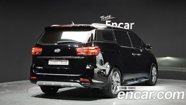 Kia Carnival 9-Seater Prstige — пробег 148 538 км — фото 2 из 5